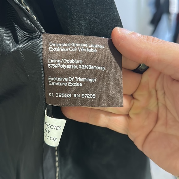 Danier Trench Coat perfect condition medium - Picture 5 of 5